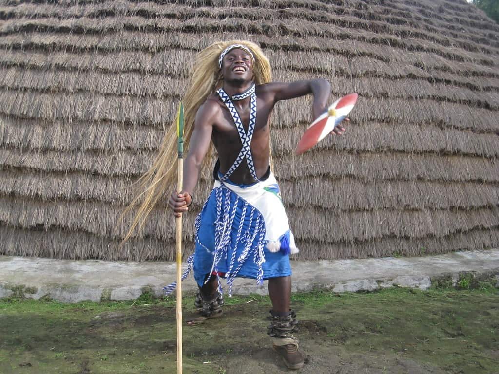 Rwanda dancer
