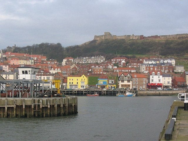 Visit Scarborough Harbor on a North Yorkshire road trip (photo: lombardo_uk)