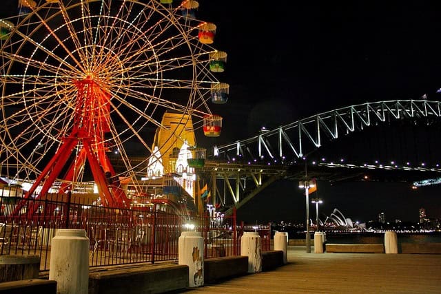 Explore sydney at night