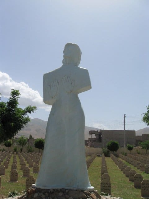 Halabja statue