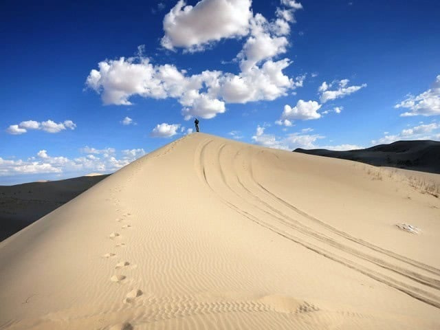 Sand dunes Sand dunes