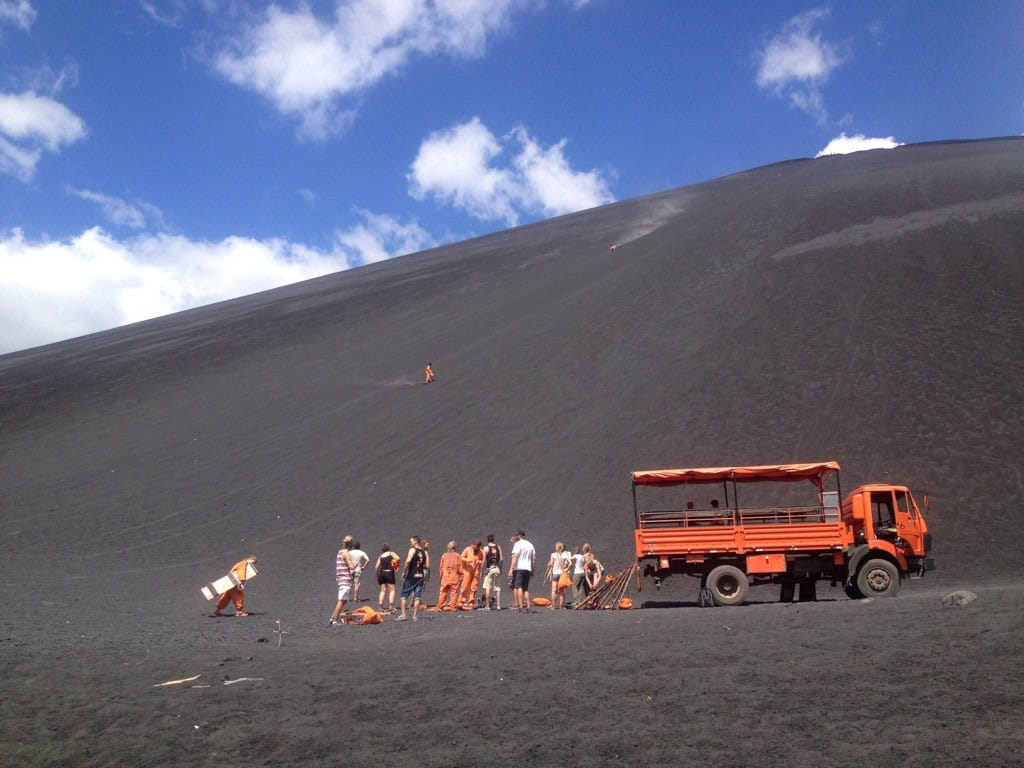 Volcanoboarding