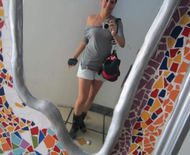 I didn't get any new pics of Marília, so all I have is this old one, from when we met 2 ½ years ago in Medellín.