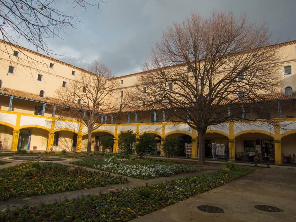 Le Jardin de la Maison de Santé a Arles