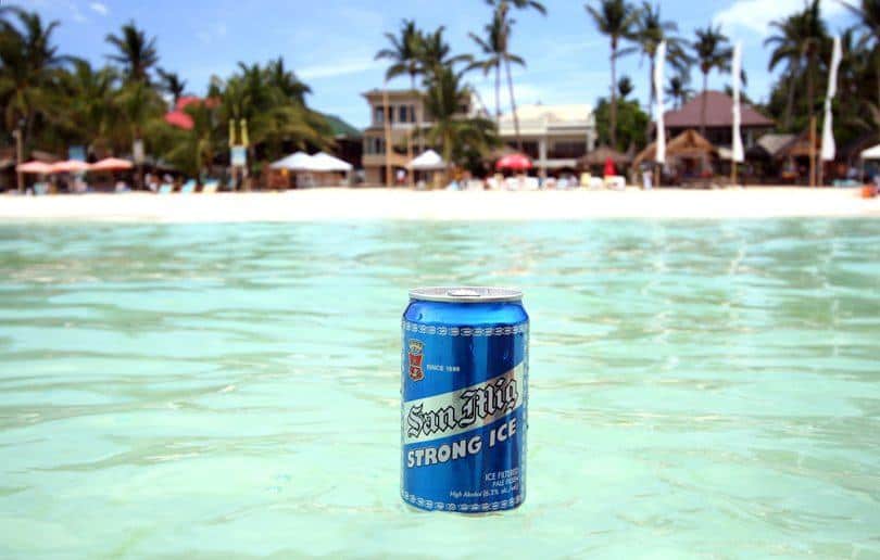 This picture shows why drinking beer in the Philippines is just better. Image source: https://www.flickr.com/photos/gep/468047733/
