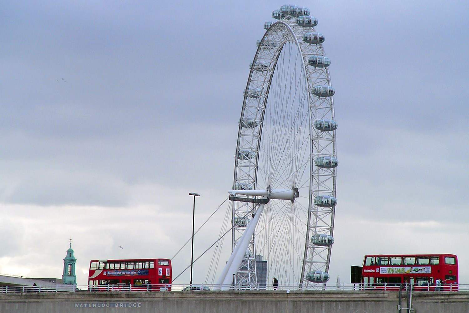 Waterloo Bridge (photo: Matthew G)