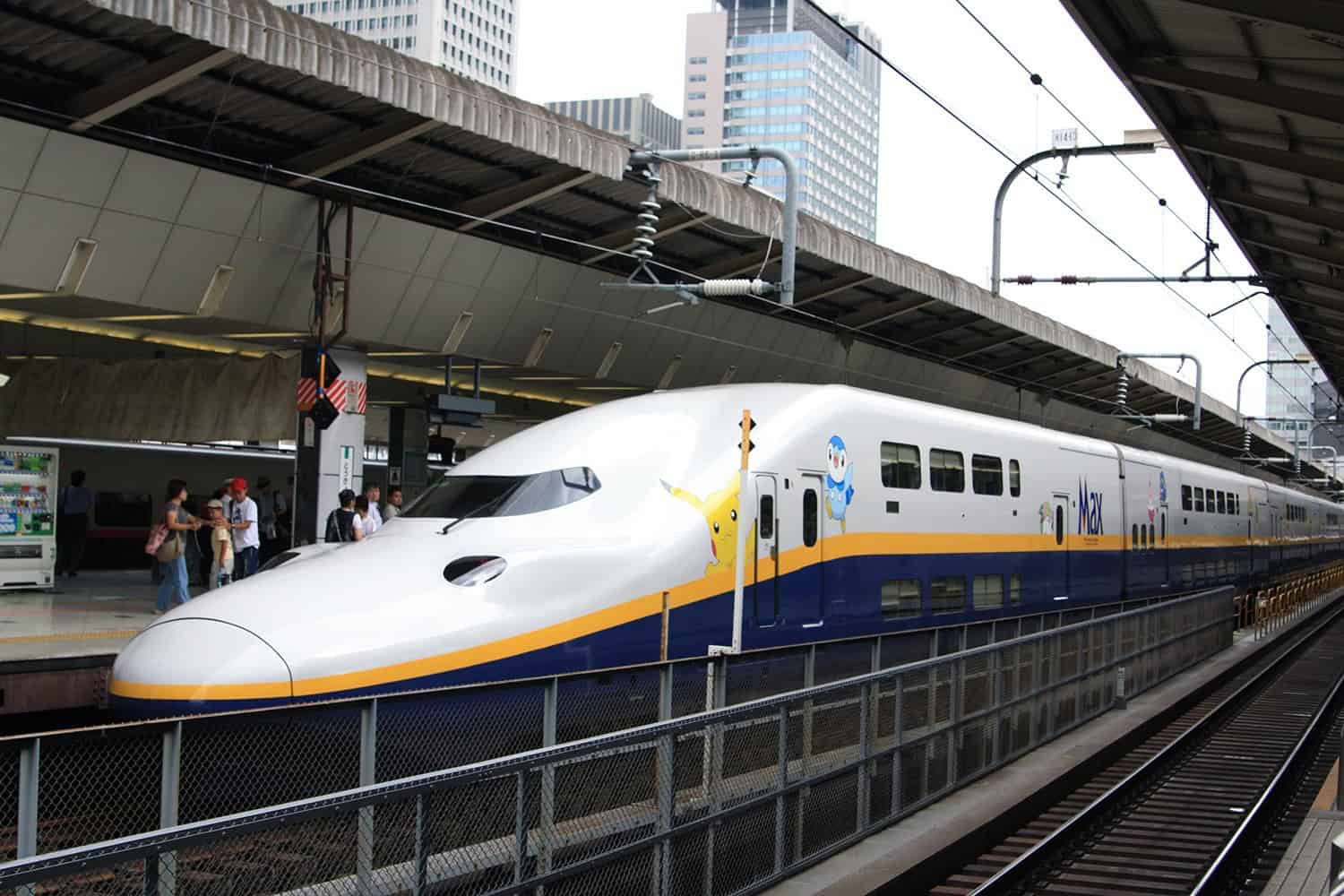 The Shinkansen in Japan (Credit: FuFu Wolf)