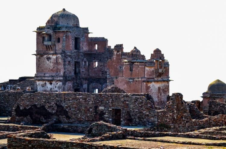 Chittorgarh in Rajasthan India (photo: digant, Pixabay)