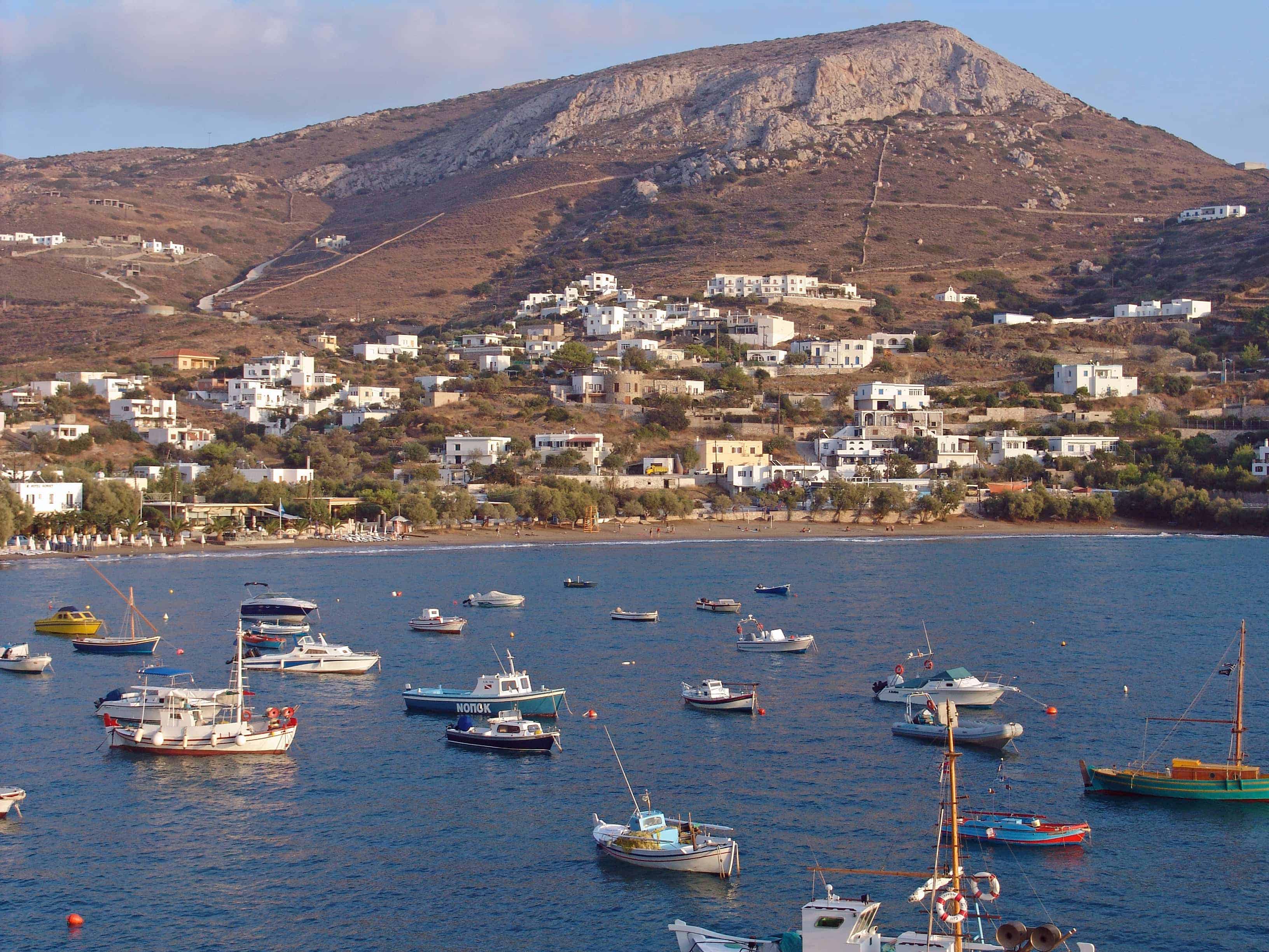 Kini Bay