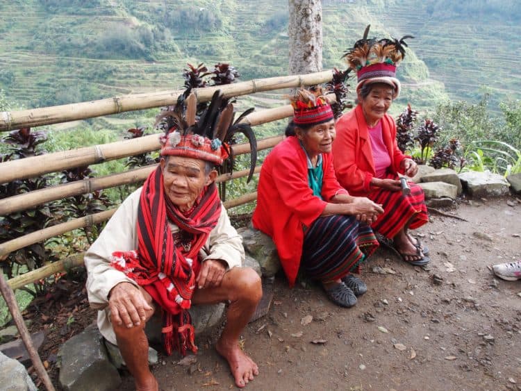 Traditional dress (photo: giulianabencovich, Pixabay)