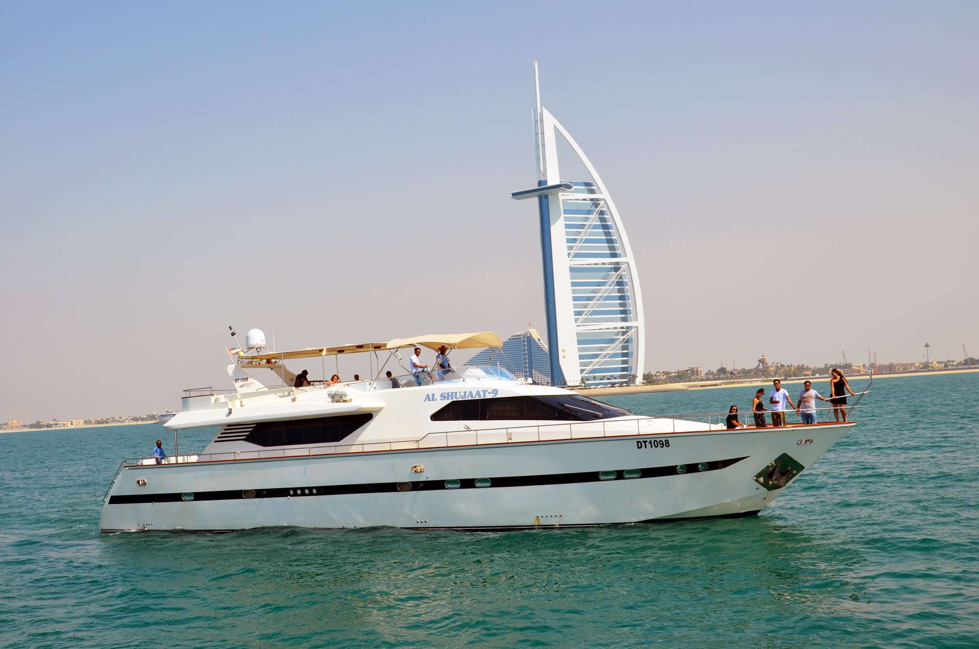 Visit Dubai and take a ride on a yacht