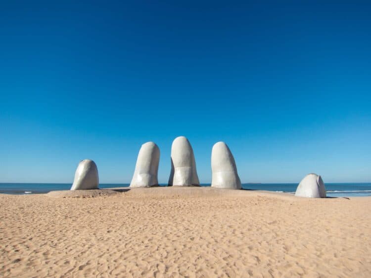 Finger sculpture Punta del Este