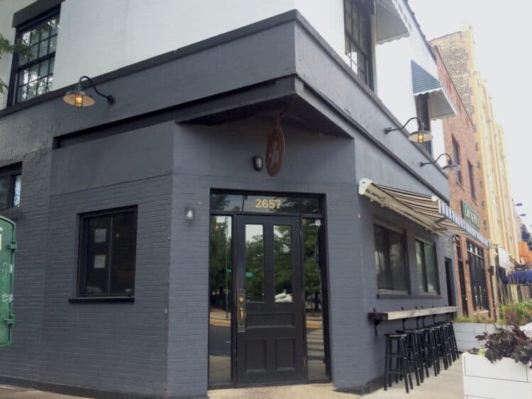 Longman and Eagle entrance (photo: Lou Stejskal)
