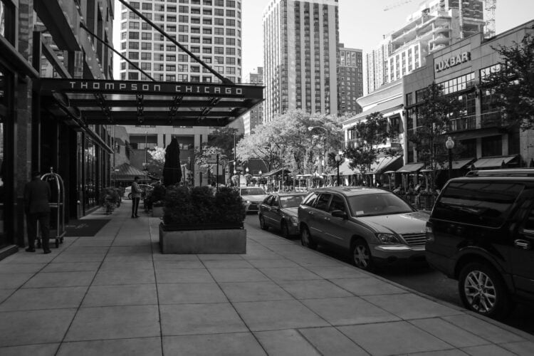 Thompson Chicago hotel (photo: Paul Sableman)