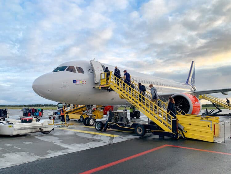 Boarding a plane in Swedish Lapland (photo: Dave Lee)