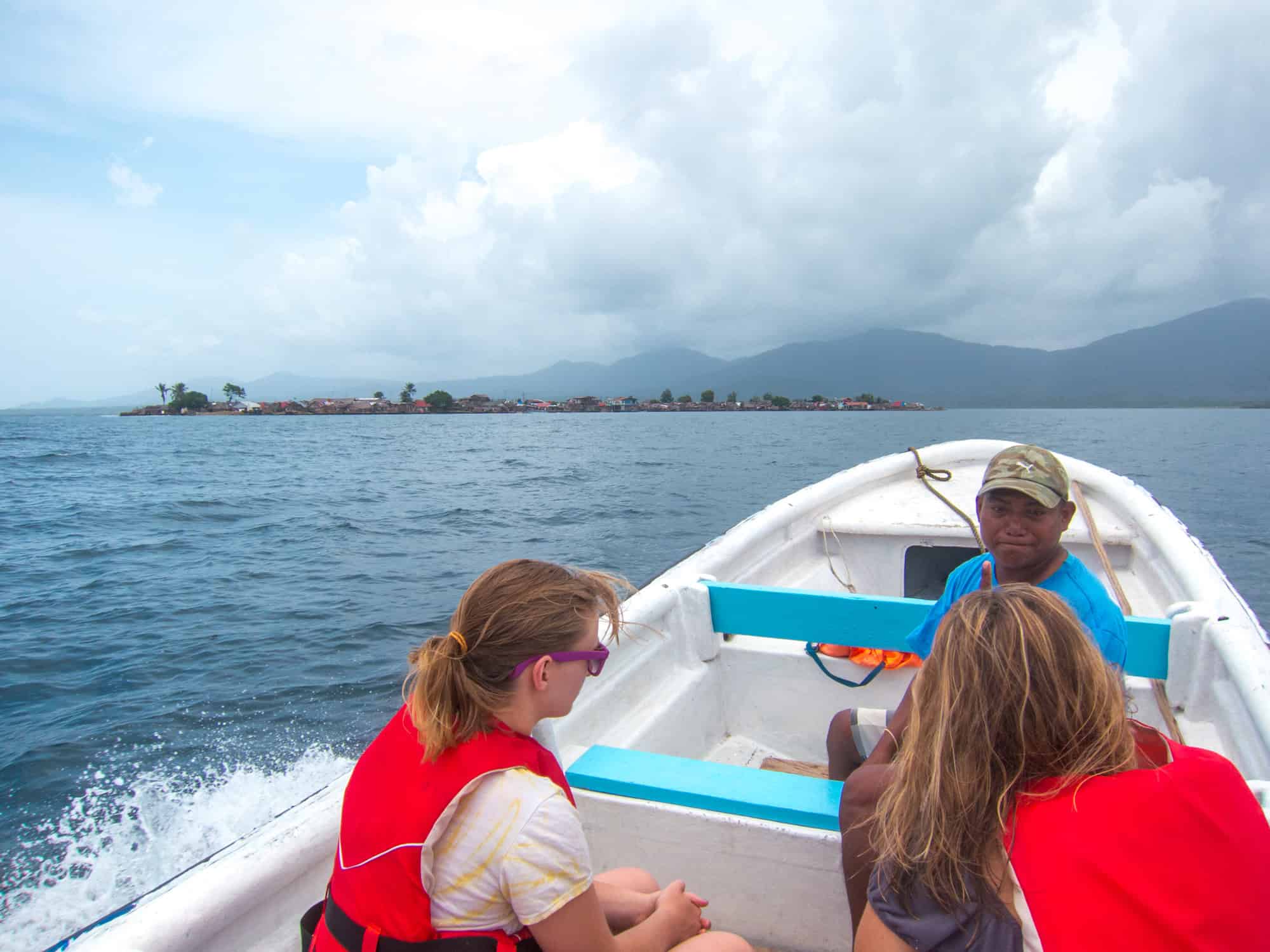 Boat ride in San Blas