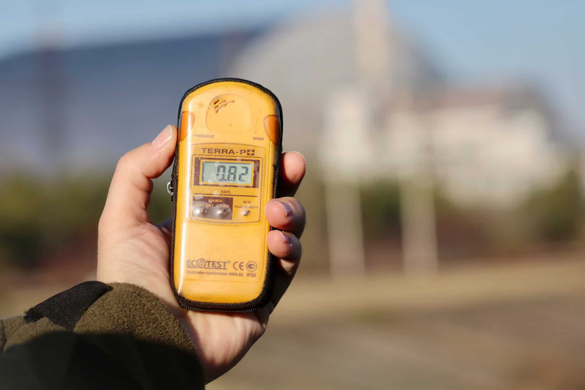 Geiger counter (photo: Jorge Fernández Salas, Unsplash)