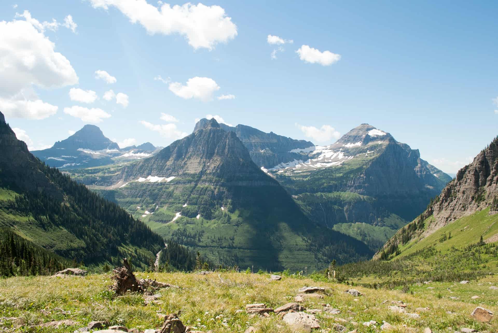 View from the Highline Trail, an excellent hiking trail in the United States (photo: Sam Solomon).