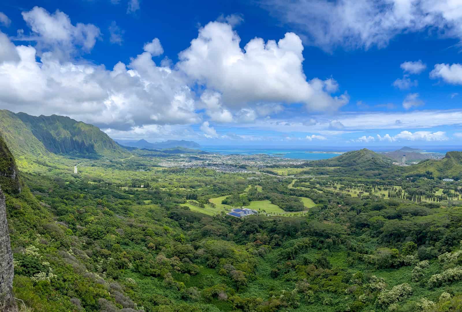 View from Nu'uanu Pali lookout, a recommended stop on any scenic drive of Oahu.