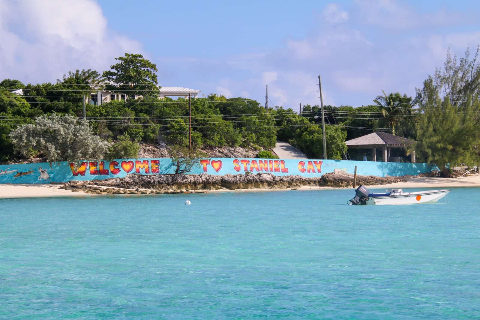 Town Beach on Staniel Cay (photo: Kelly Lemons)