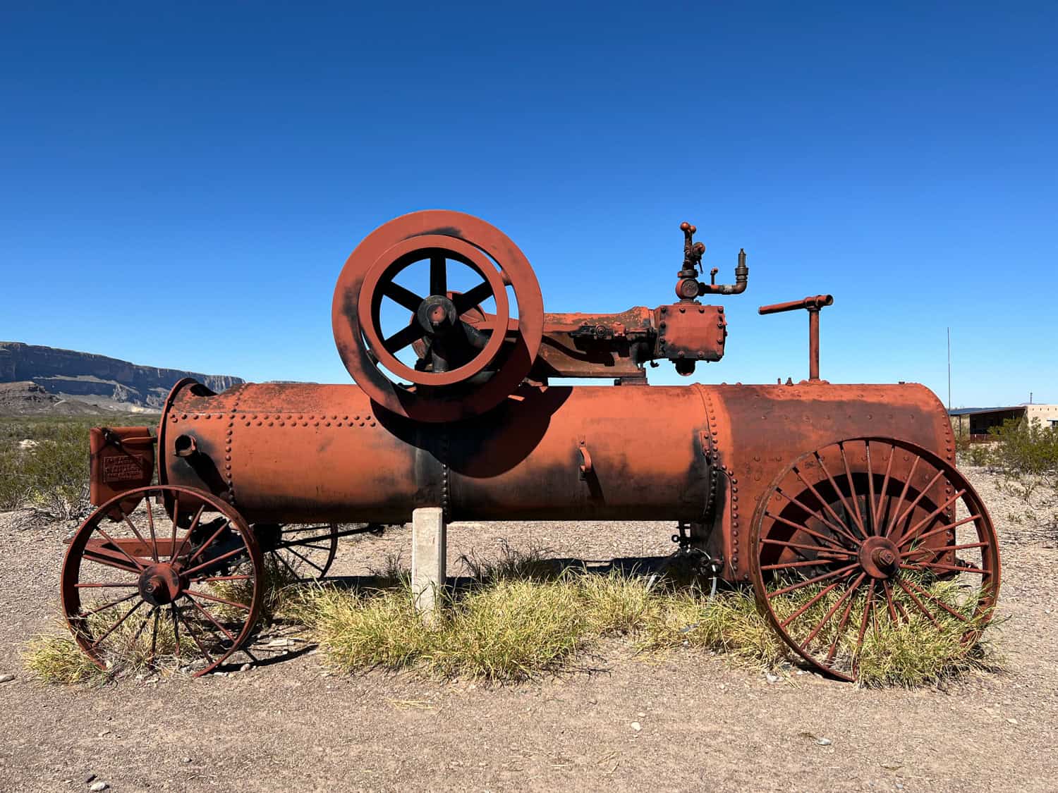 Antique cotton gin equipment