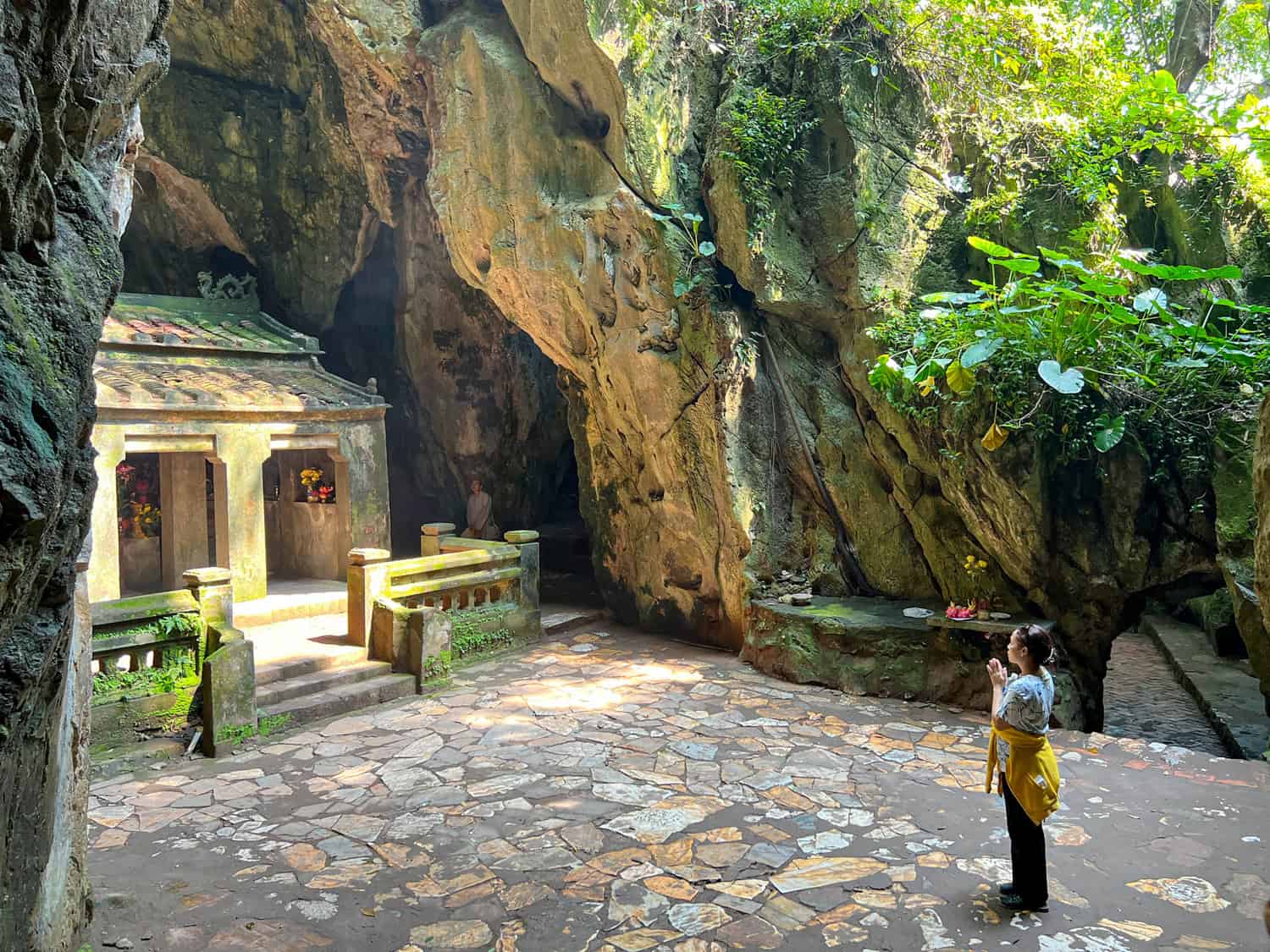 Tang Chon Cave in the Marble Mountains of Central Vietnam