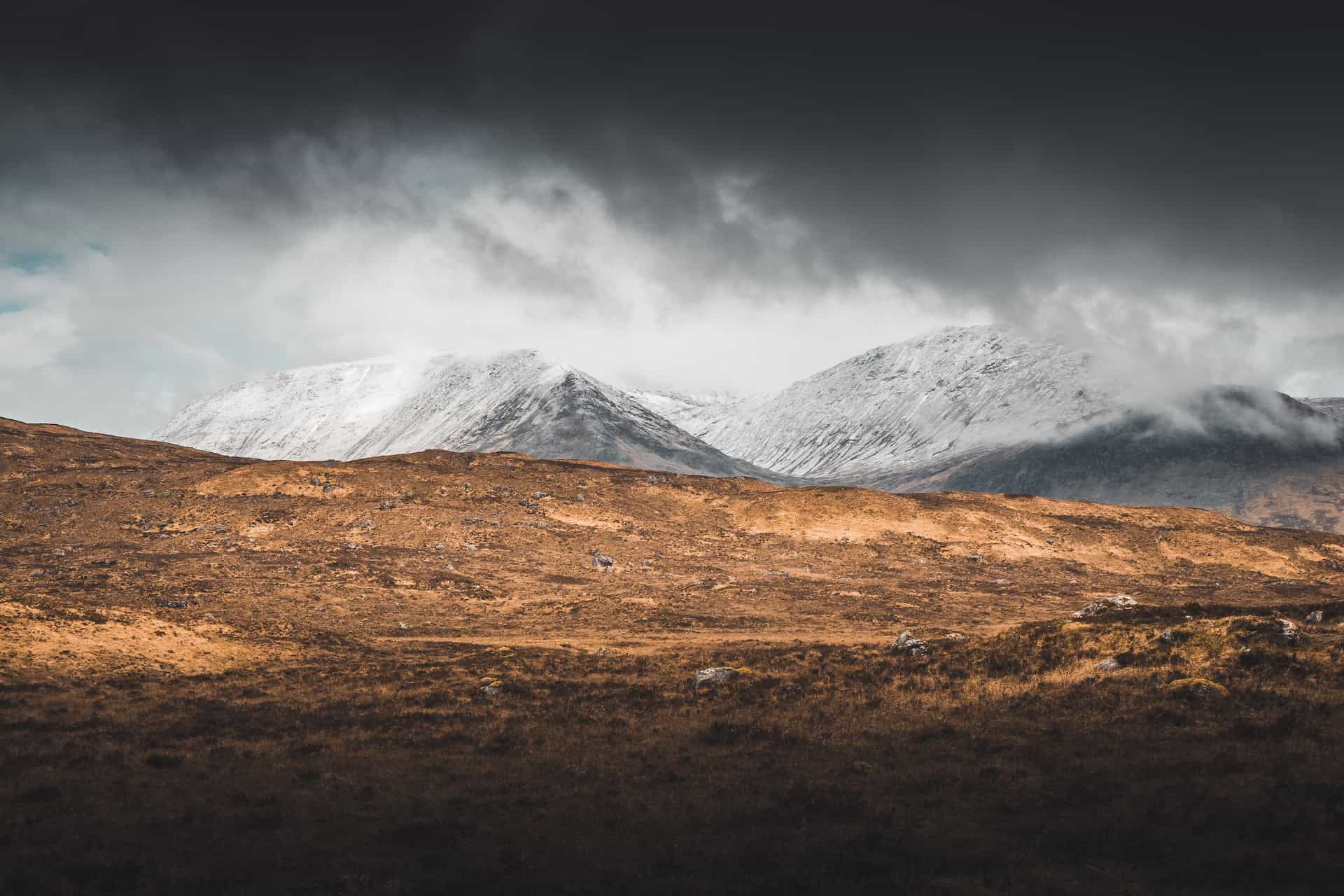 Snowcapped mountains in Scotland (photo: Krisjanis Mezulis)