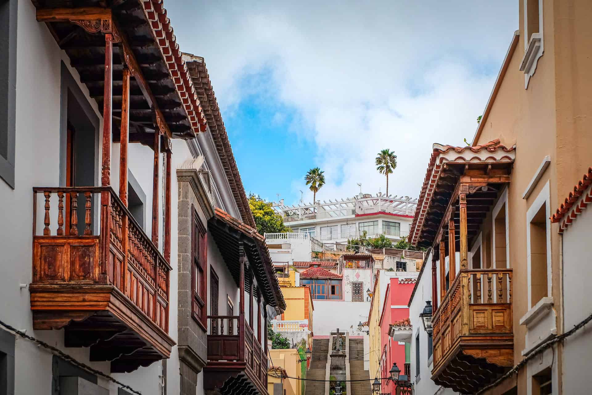 Gran Canaria (photo: Joel Rohland via Unsplash)