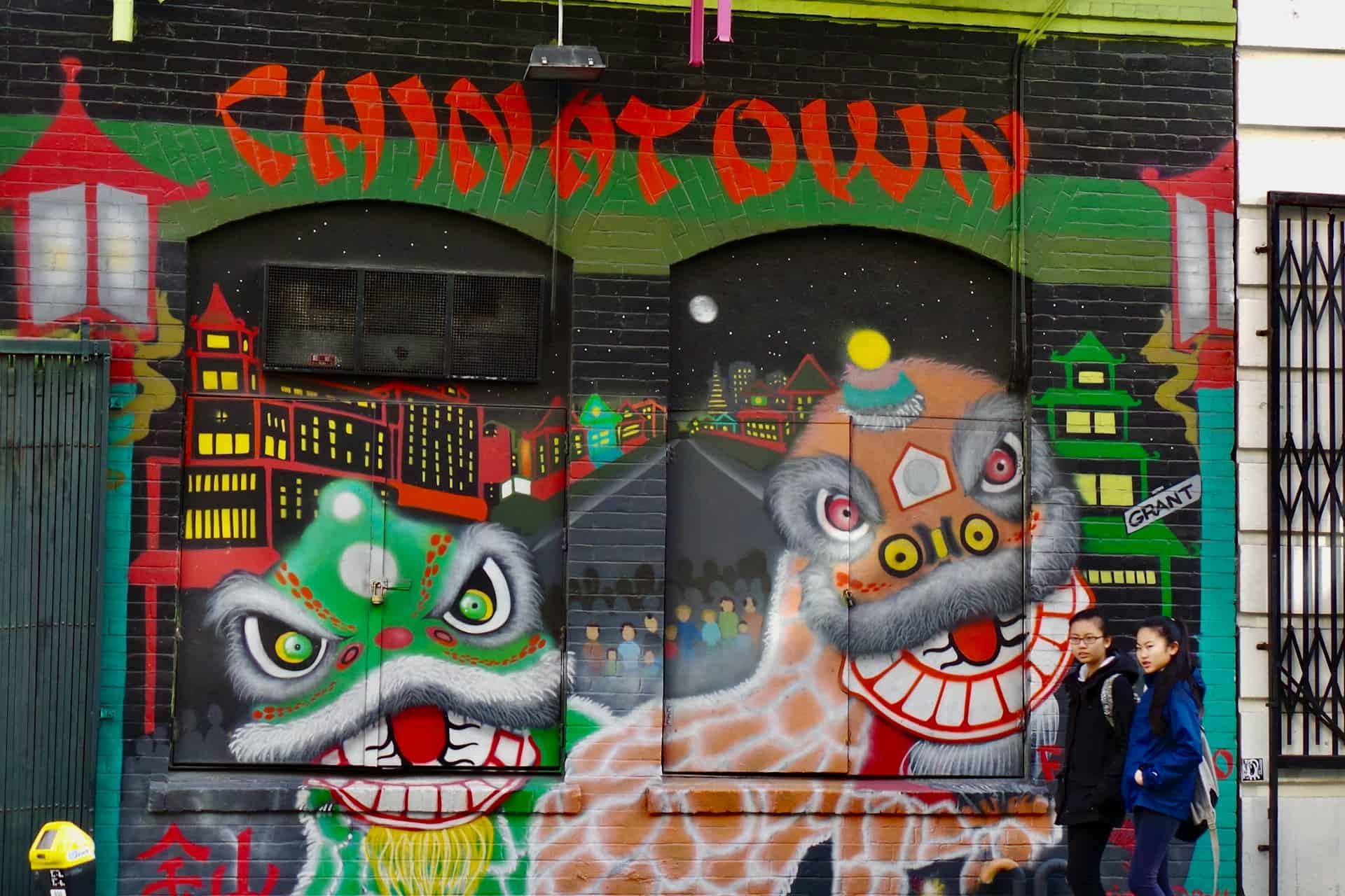 Chinatown mural (photo: Matt Briney)
