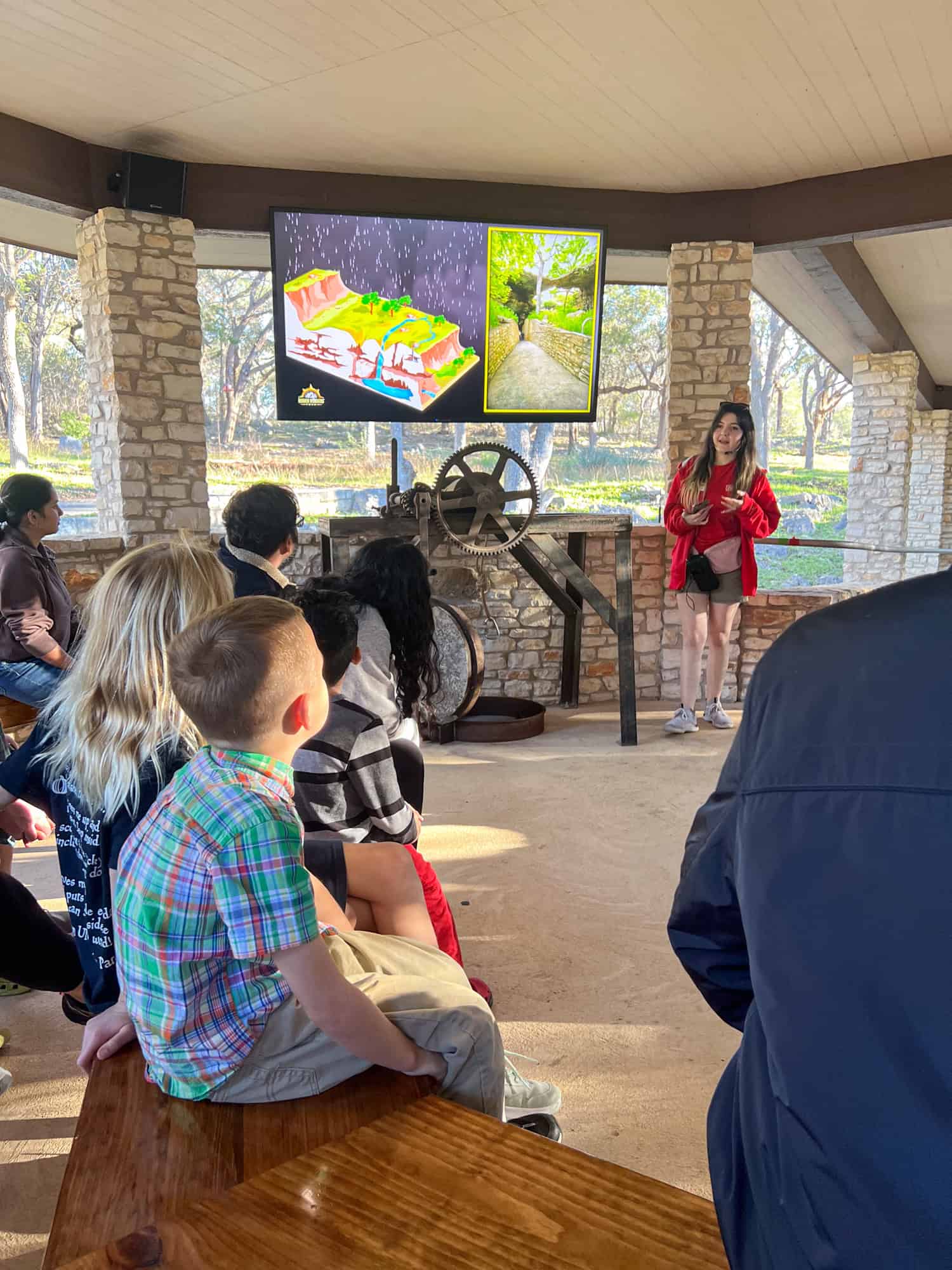 Lecture during the Hidden Wonders cave tour