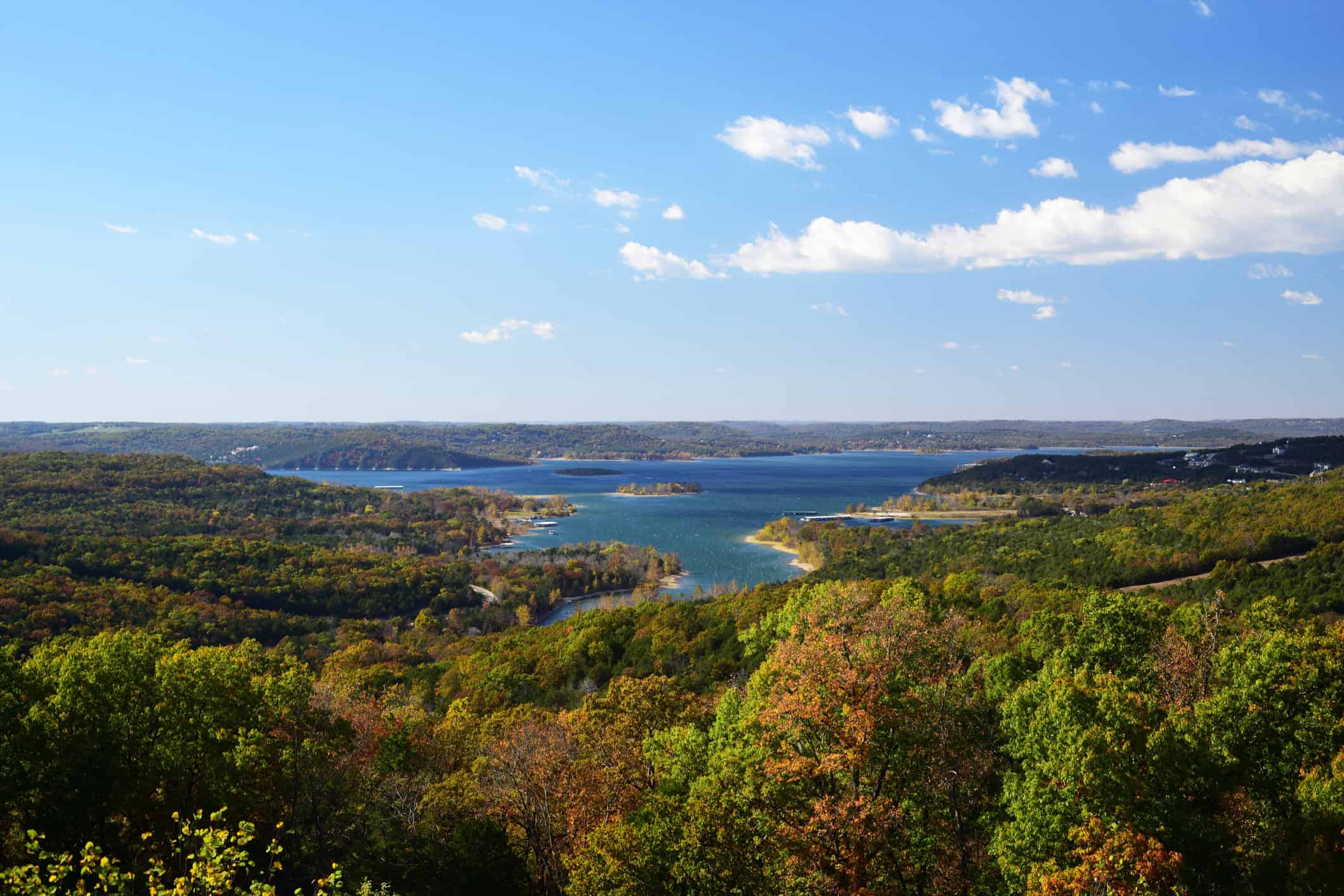 Table Rock Lake is a popular vacation destination in Branson, Missouri (photo: WorldExotc21, iStock license)
