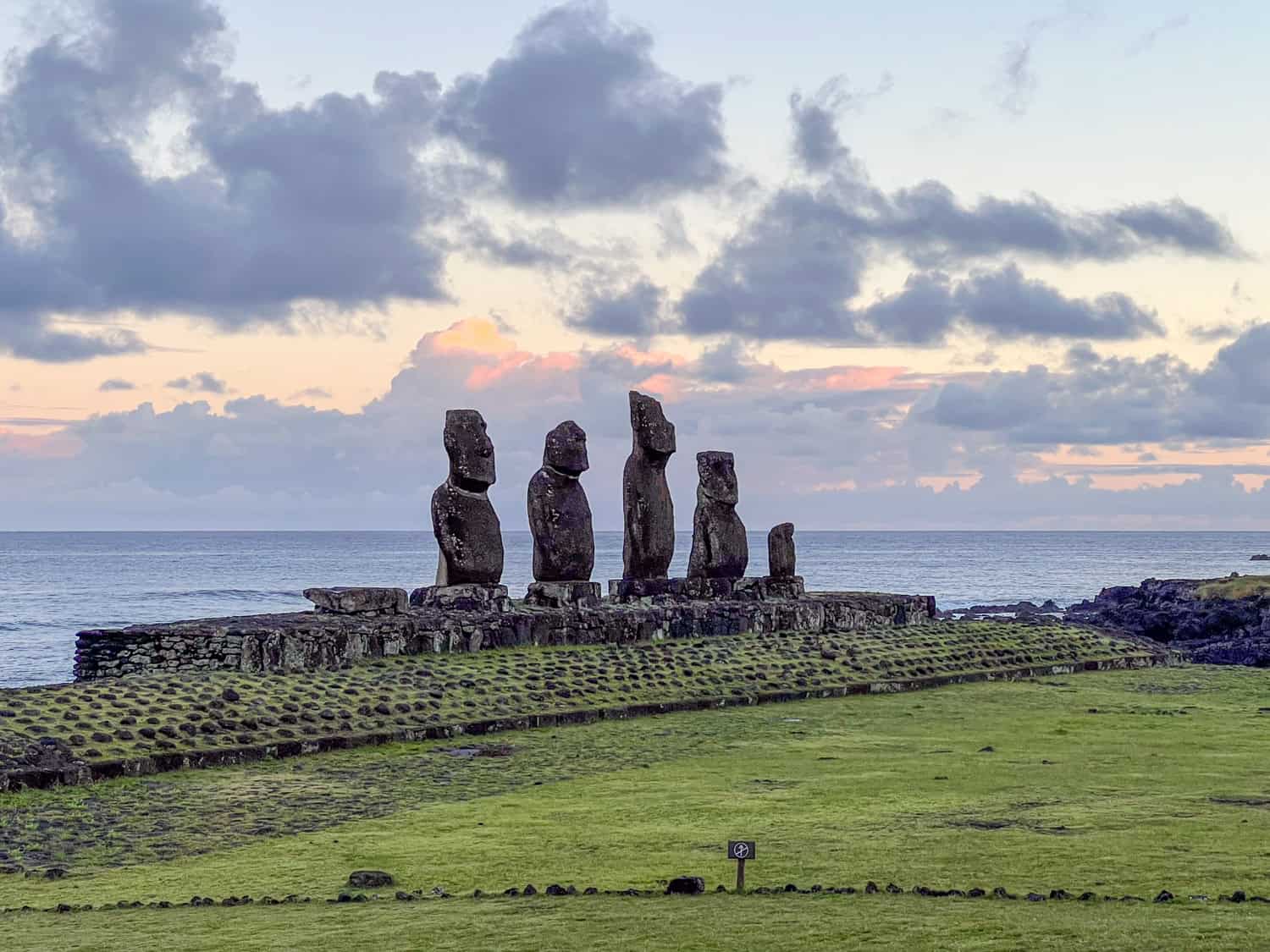 Ahu Vai Uri moai statues at Tahai Complex.