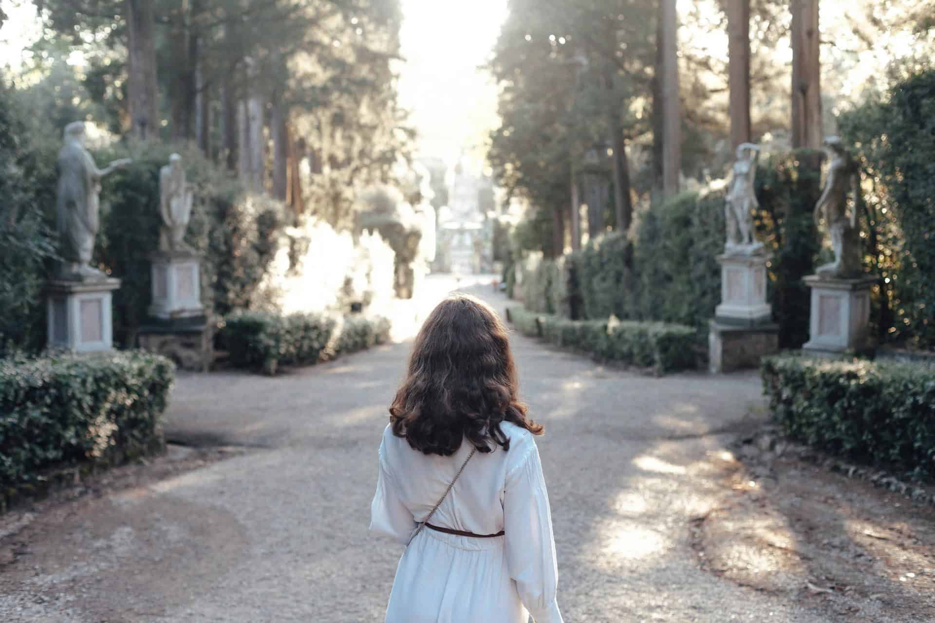 A woman exploring a park in Florence (photo: Elena Popova).