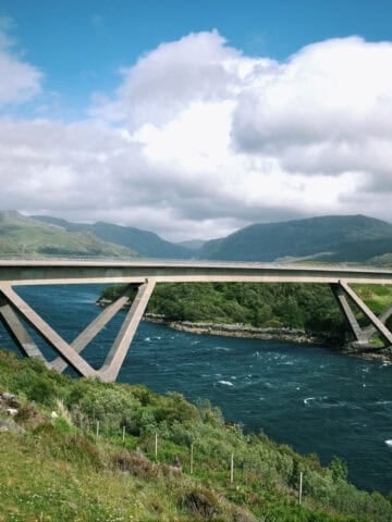 The Kylesku Bridge (photo: Simon Wiedensohler).