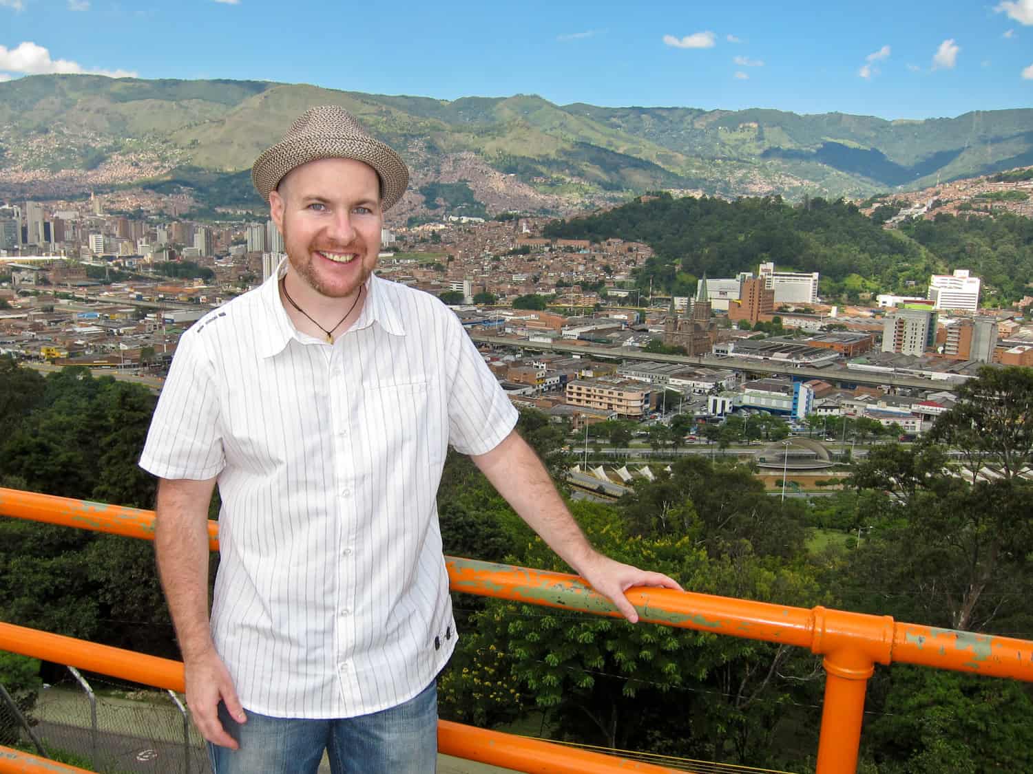 Dave Lee overlooking the skyline of Medellín, Colombia in 2010.