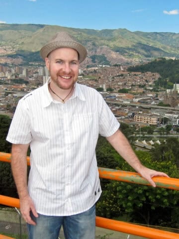 Dave Lee and the skyline of Medellín, Colombia in 2010.